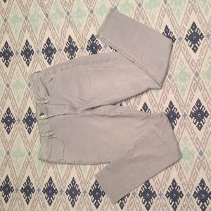 AE Hi Rise Jegging grayish light wash Size 8
